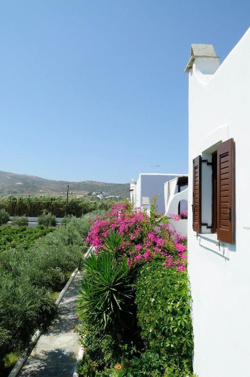 Marili Apartments Studios Parasporos Exteriér fotografie