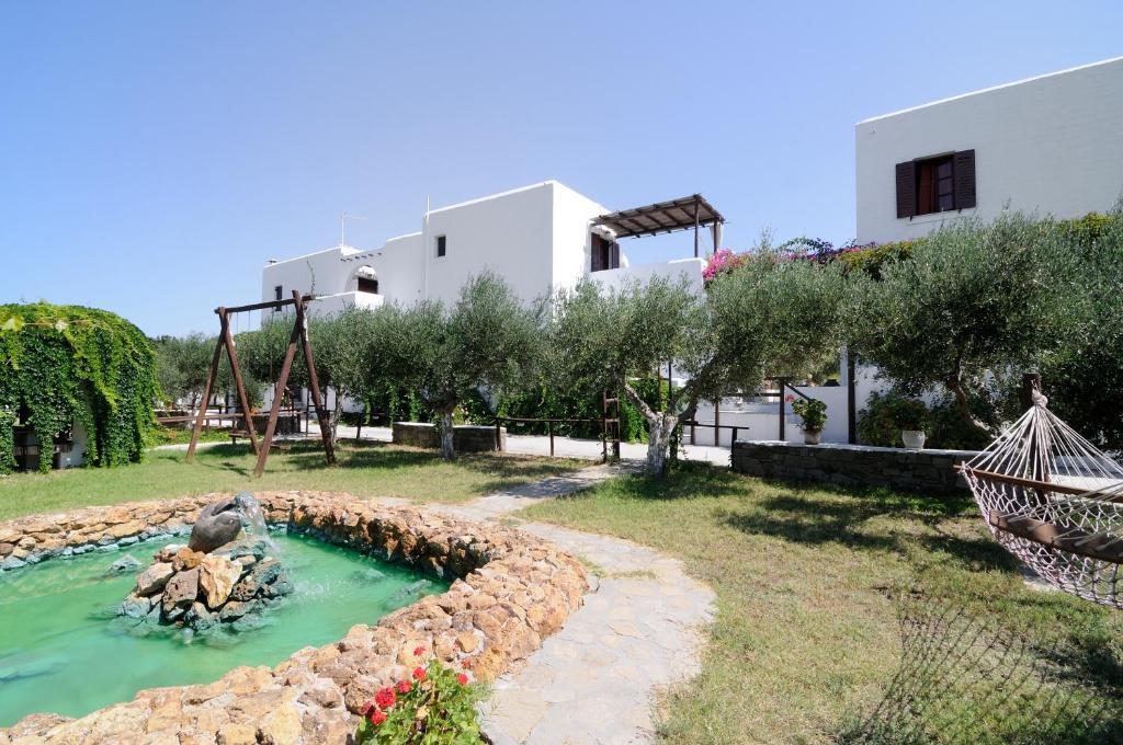 Marili Apartments Studios Parasporos Exteriér fotografie